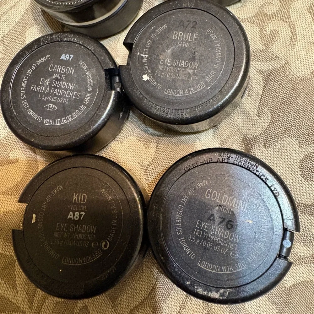 MAC Cosmetics Eyeshadow Collection - Gold, Purple, Pink Hues - Picture 6 of 12